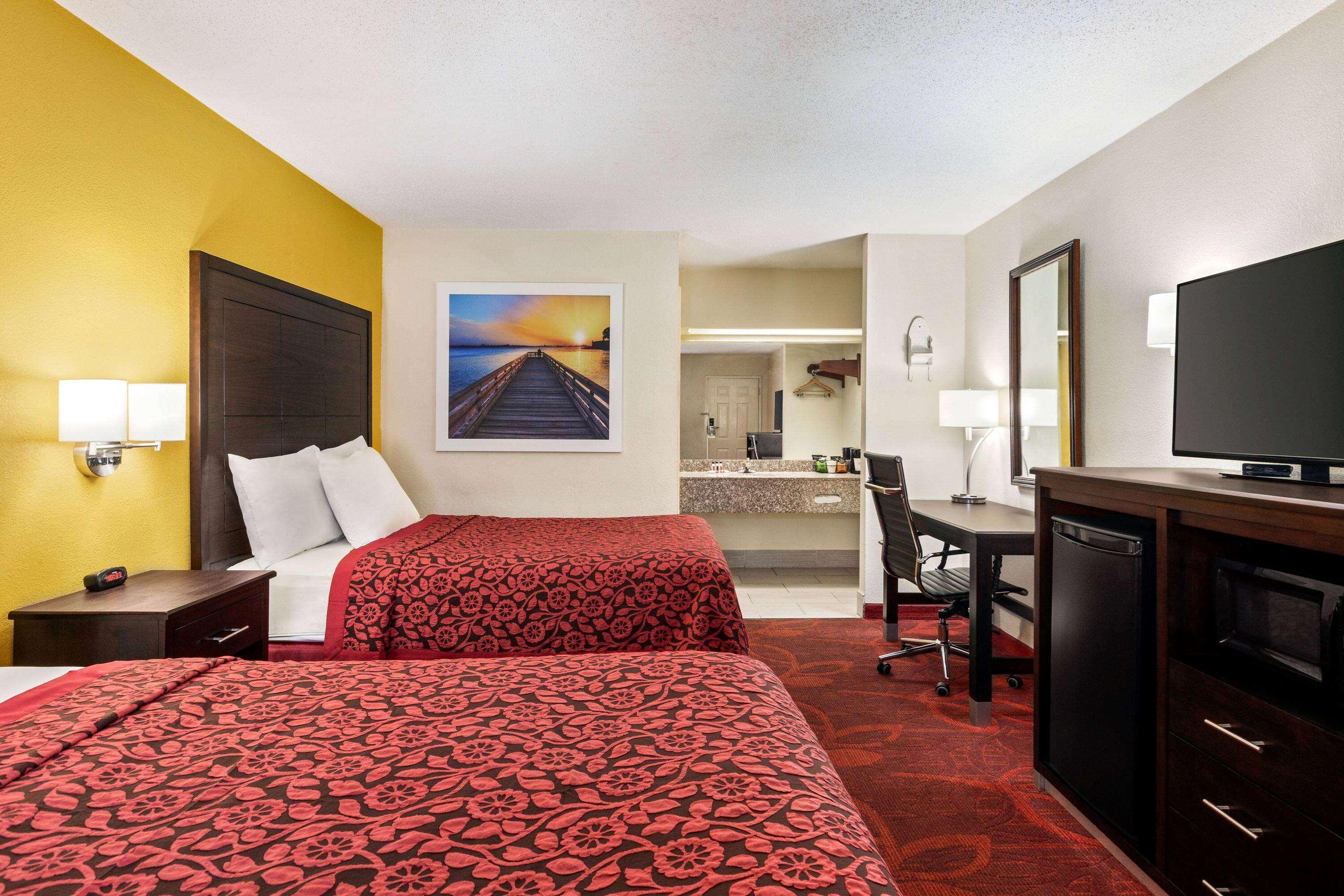 Days Inn By Wyndham Weldon Roanoke Rapids Exterior photo