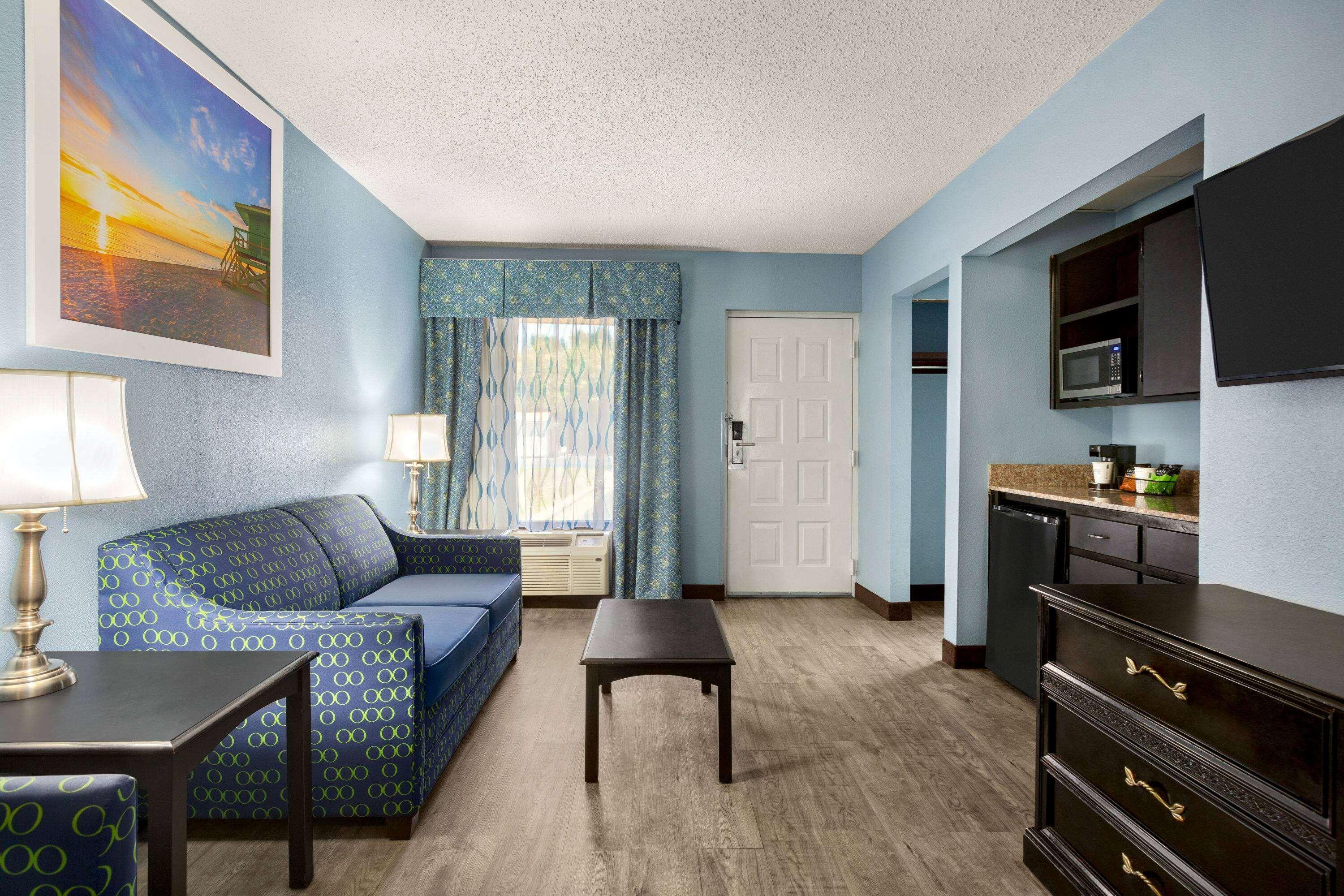 Days Inn By Wyndham Weldon Roanoke Rapids Exterior photo