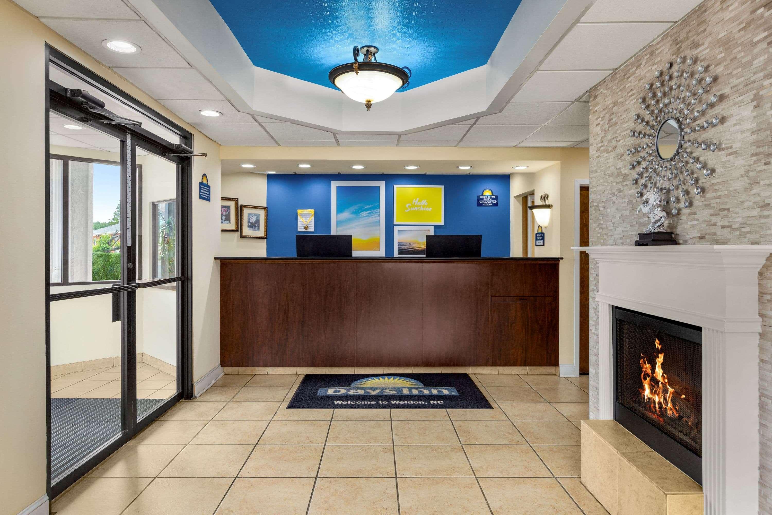 Days Inn By Wyndham Weldon Roanoke Rapids Exterior photo