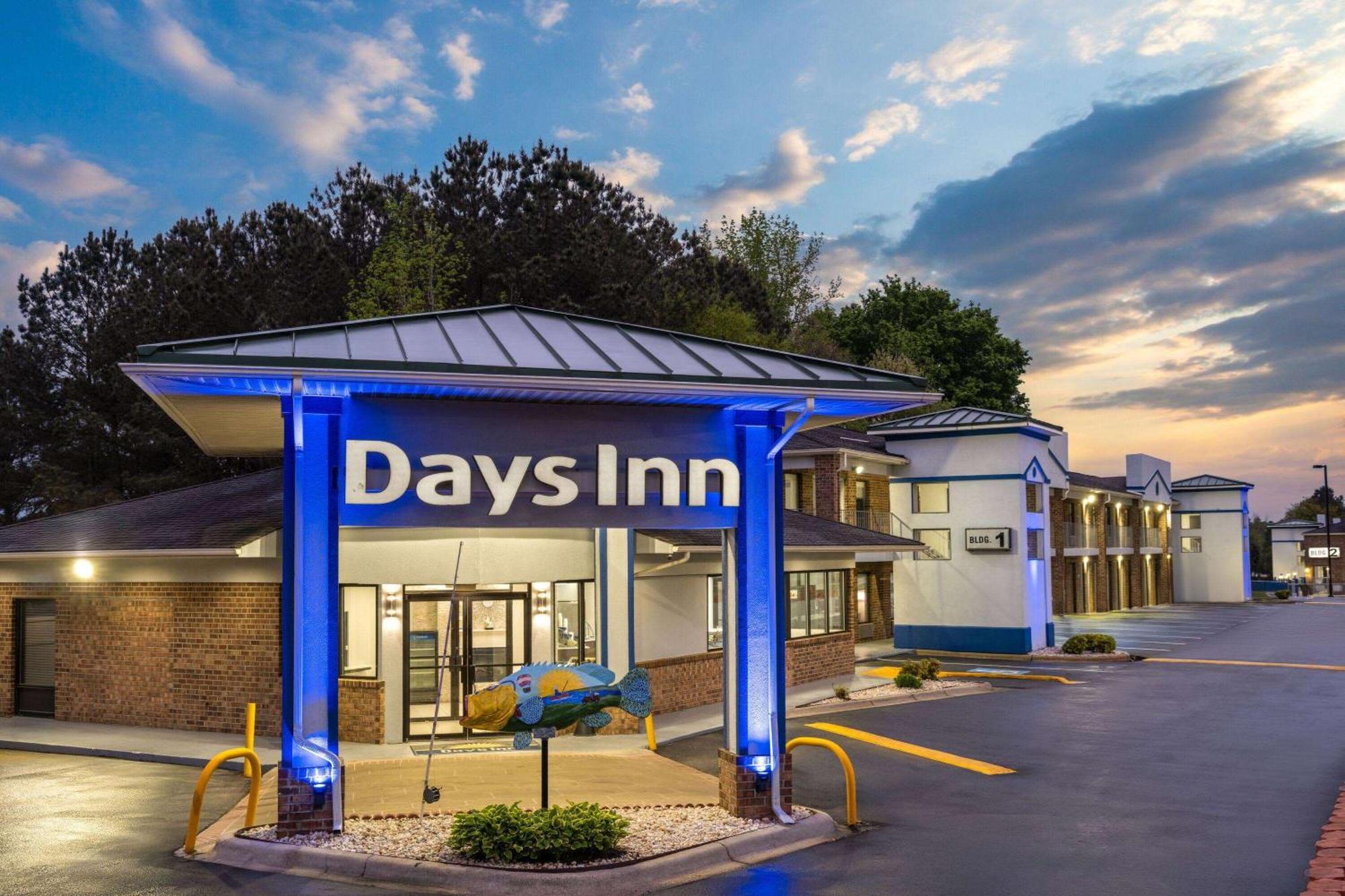 Days Inn By Wyndham Weldon Roanoke Rapids Exterior photo